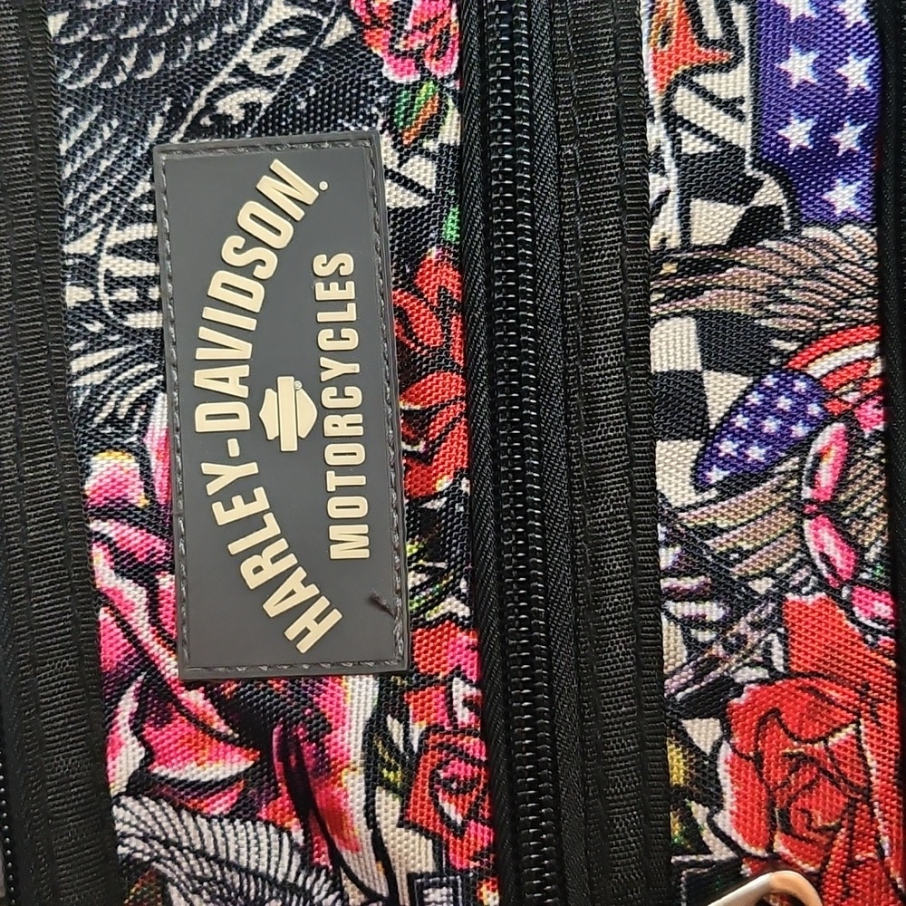 Harley-Davidson Crossbody Purse. EUC - Picture 2 of 7